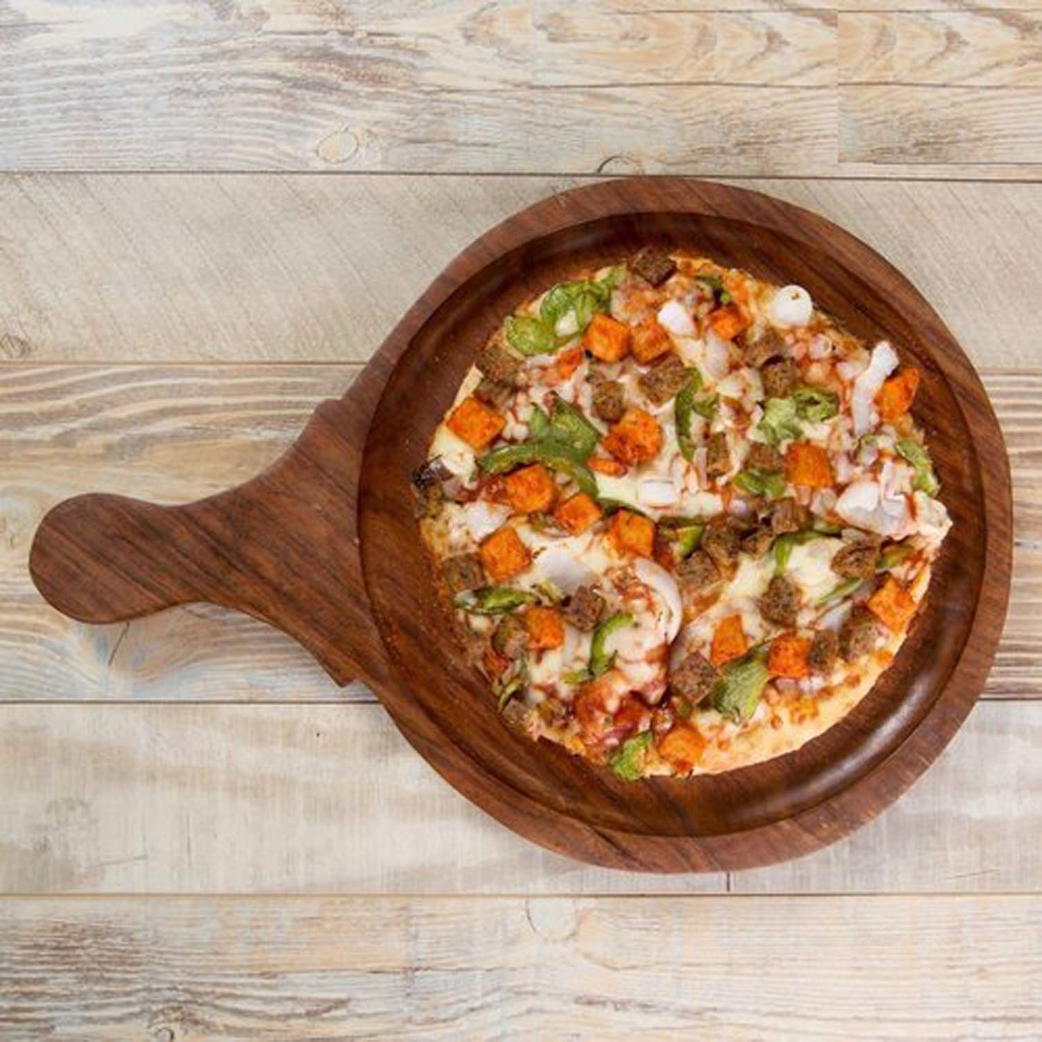 Wooden Pizza Plate with Handle