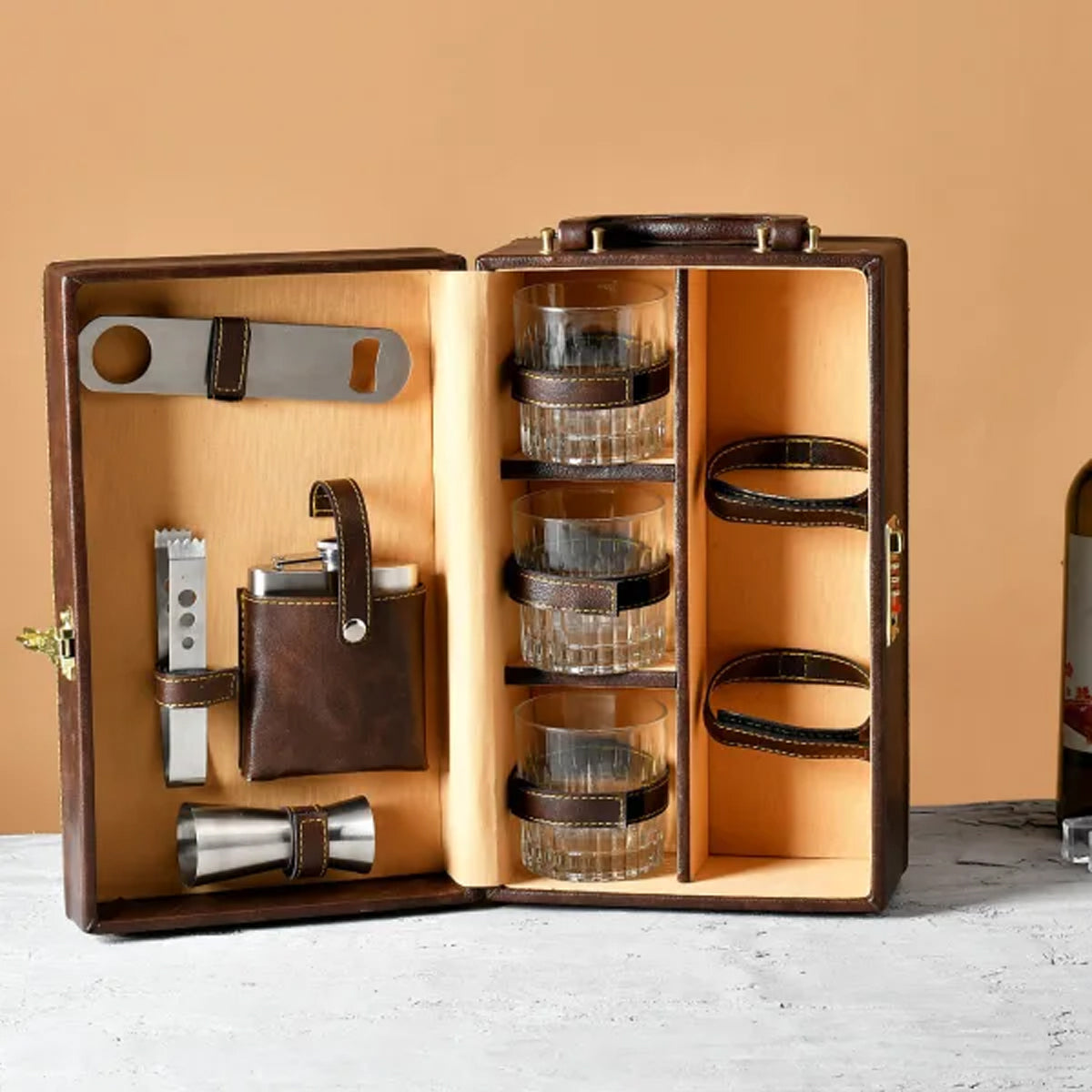 Leather Bar Tool Set with Travel Case – 8-Piece Portable Whiskey & Cocktail Kit