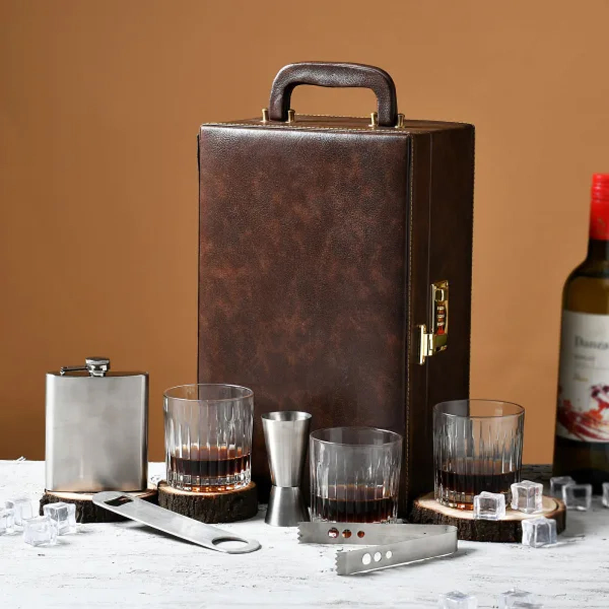Leather Bar Tool Set with Travel Case – 8-Piece Portable Whiskey & Cocktail Kit