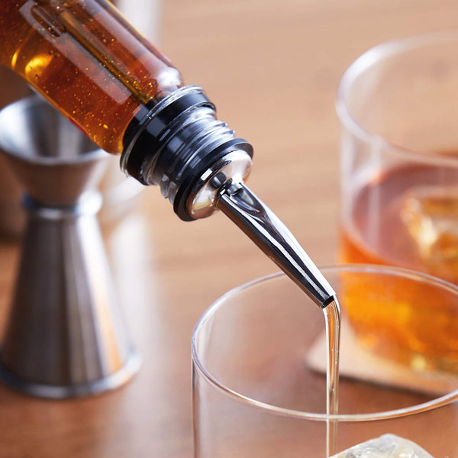 Classic Whiskey Pourer